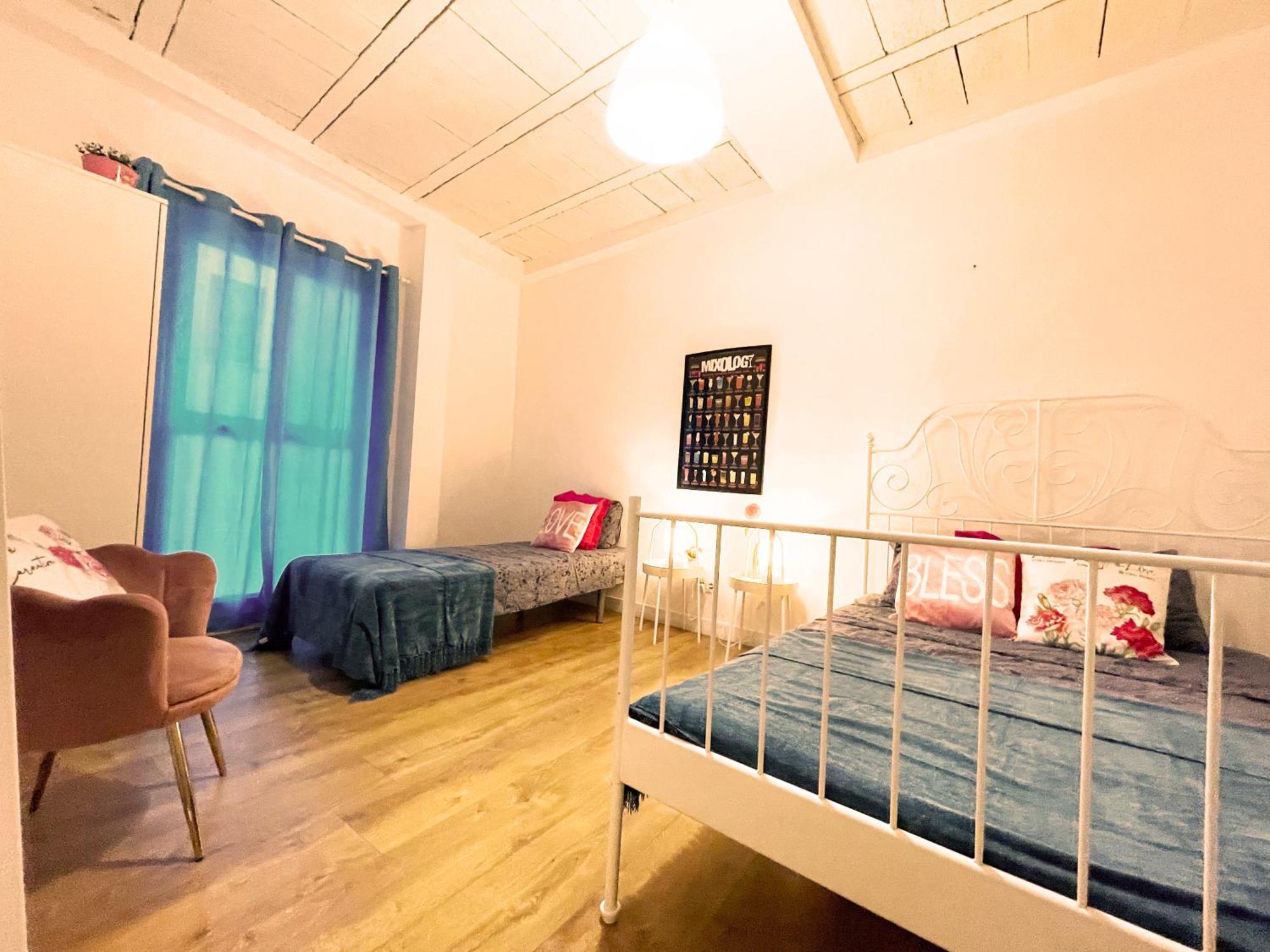 Hostel Oasis - By Port Vell 1 *